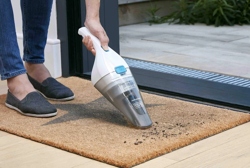Black+Decker Nvc115Jl-Qw Aspirabriciole Senza Fili Potente A Batteria Litio Con Doppio Sistema Di Filtraggio, 3.6 V, Bianco/Grigio/Blu