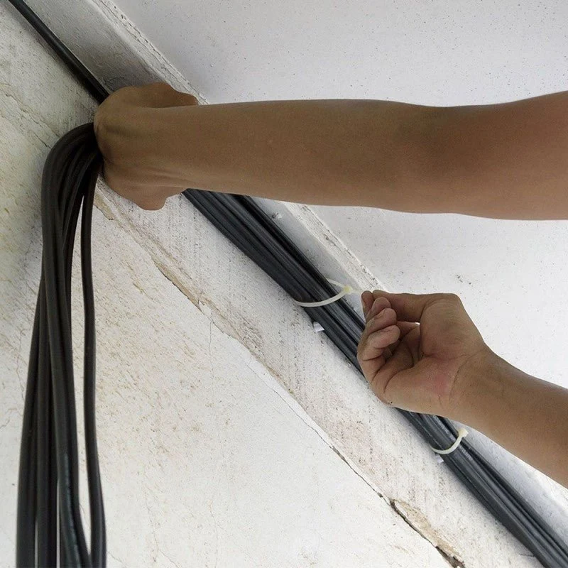 Confezione da 100 Fascette Stringicavo Autobloccanti in Nylon 2,5 X 200 MM - Bianco