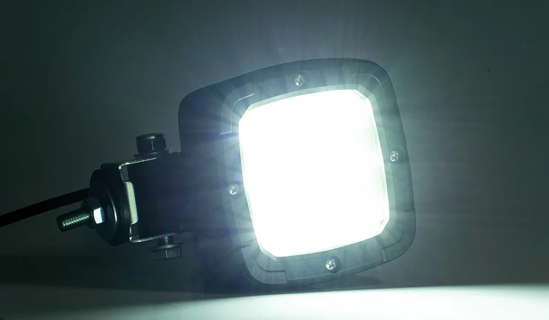 Fristom Premium LED Work Lamps 1800 Lumen with Deutsch DT Connector Socket