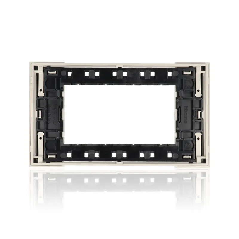 BTICINO KA4804DM - Placca 4 Moduli - Aura - Now
