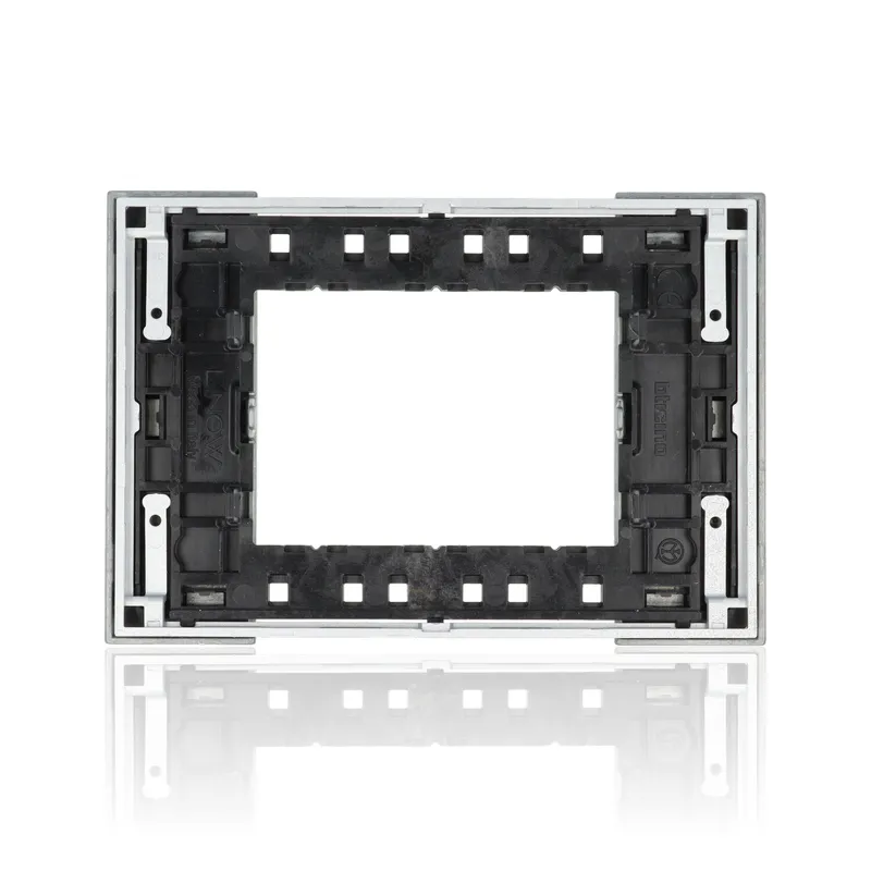BTICINO KA4803NG - Placca 3 Moduli - Space - Now