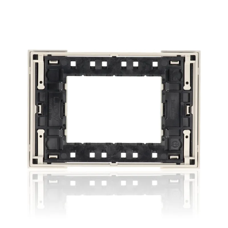 BTICINO KA4803DM - Placca 3 Moduli - Aura - Now