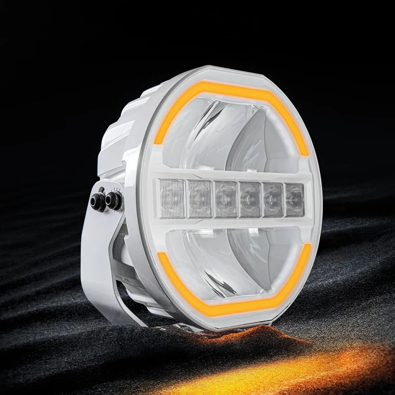 Strands White Skylord Driving Light / 9"