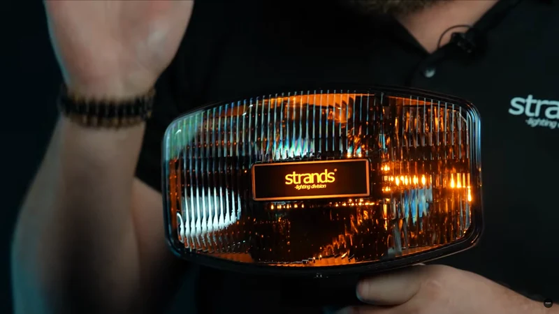 Strands IZE LED OG Oval Driving Light / 9"