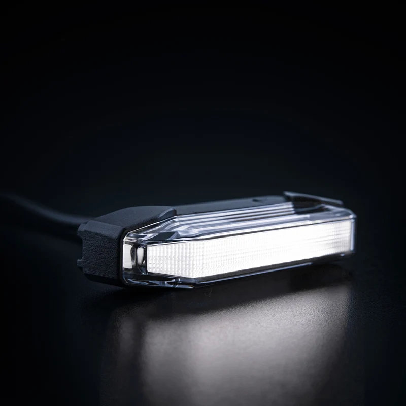 Strands Firefly See Me Dual Colour Marker Light