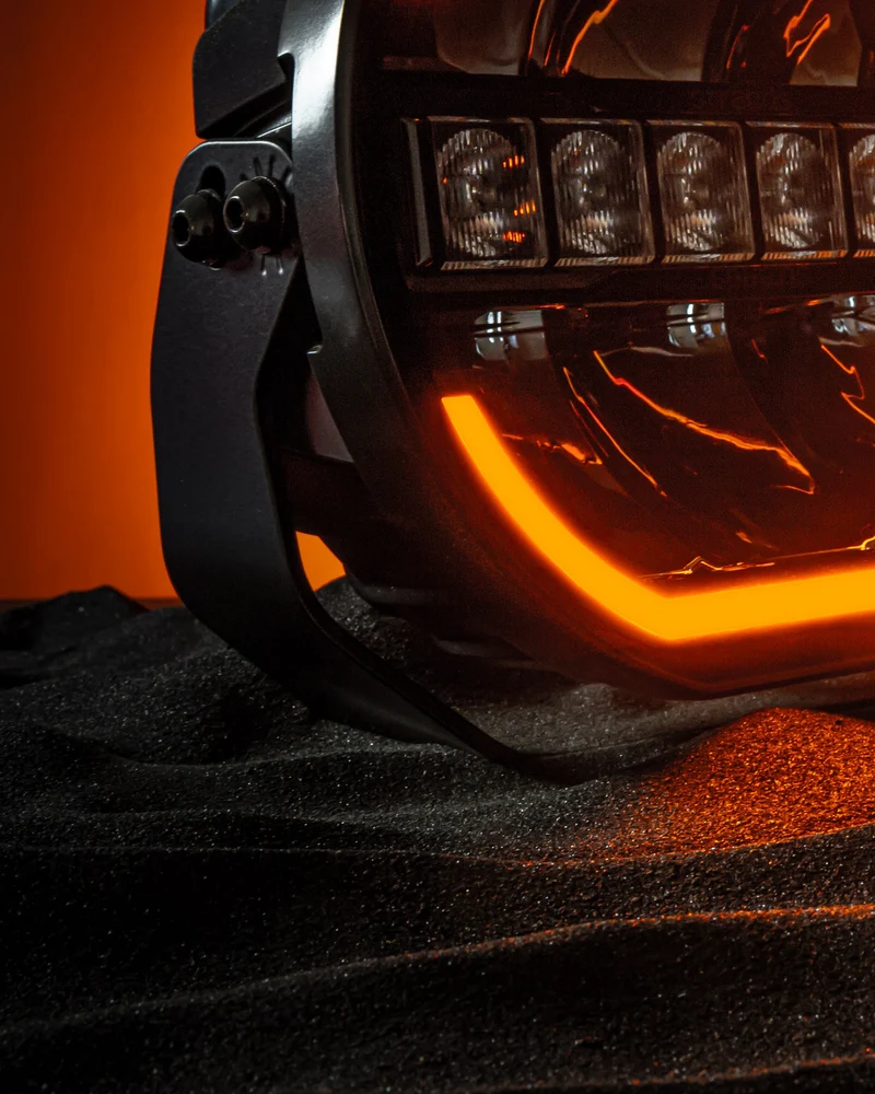 Strands Skylord Driving Light / 9"