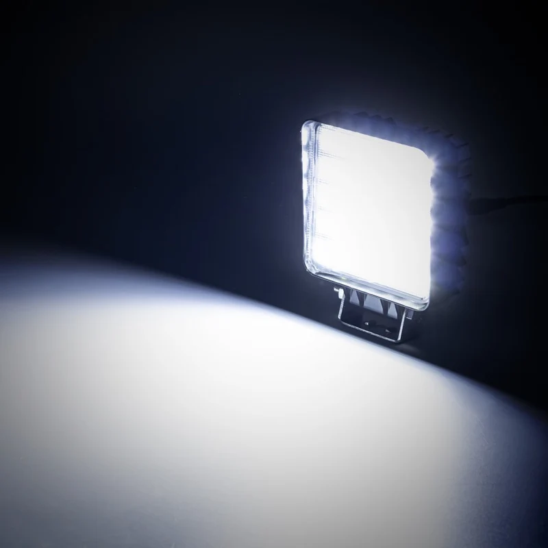 Faro da lavoro a LED da 30 W con interruttore / Fascio luminoso ampio da 3800 lumen