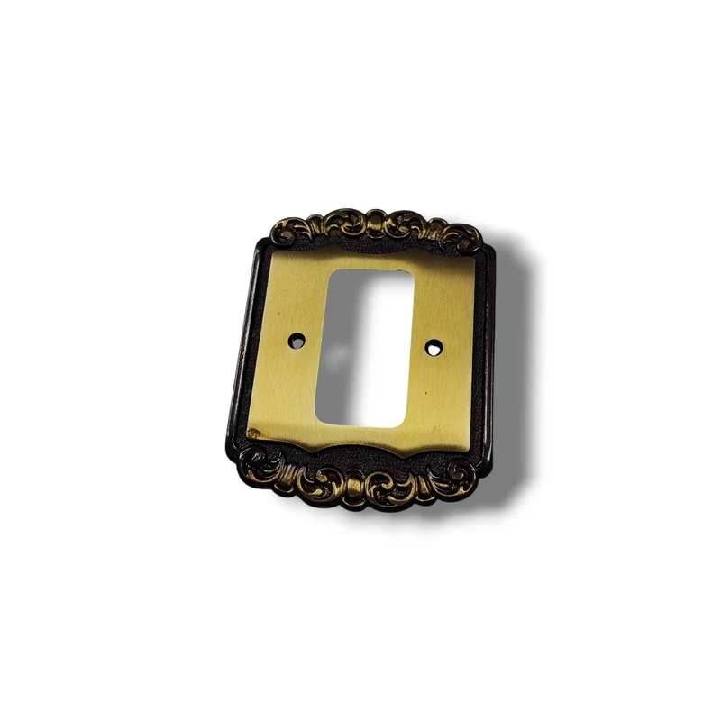 Placca 1 Posto per Presa Bticino Piuma Valli & Colombo mod. Delfino in ottone