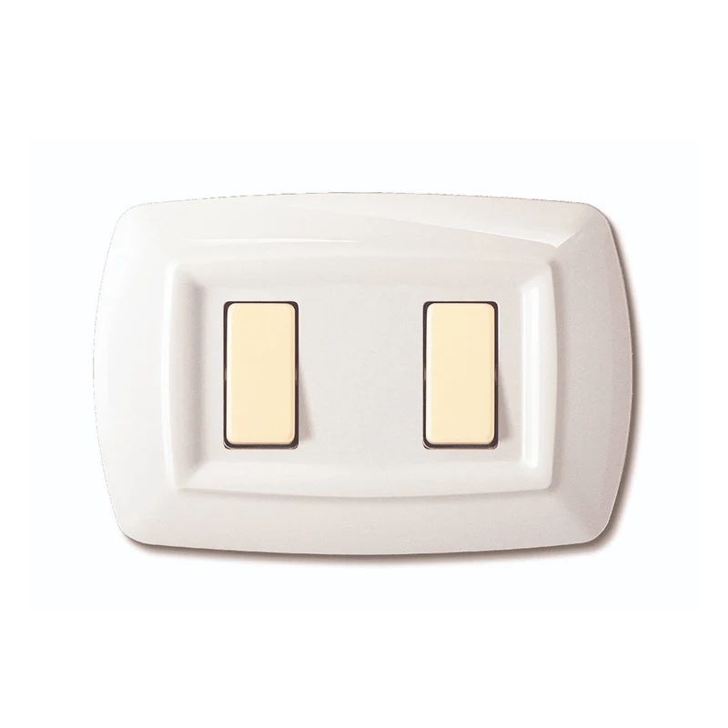 Placca Serie Magic Bticino in Plastica 2 Posto Bianca Per interruttori e prese elettriche
