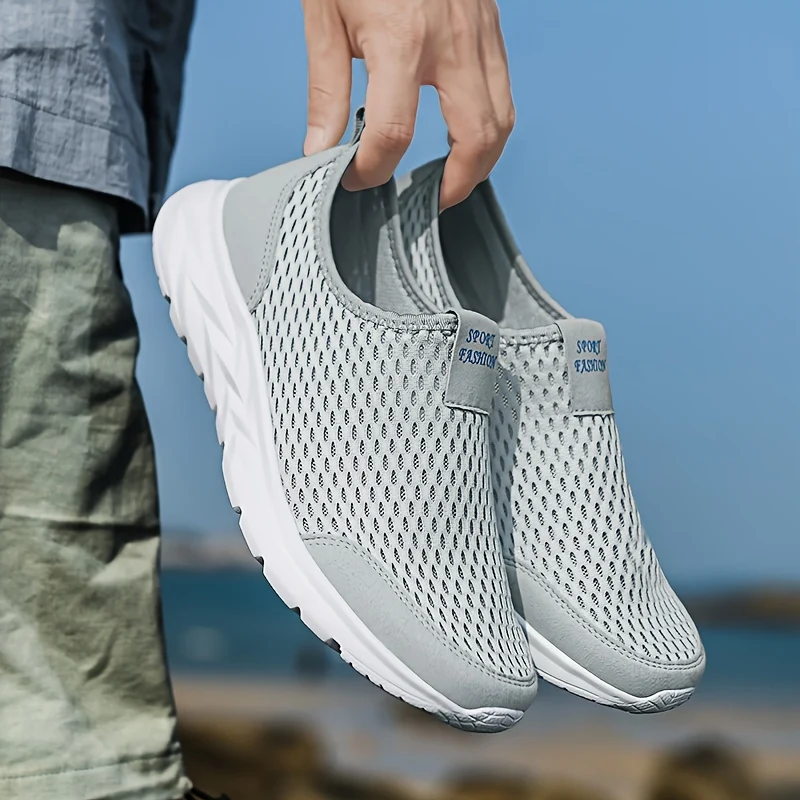 Uomo trama Casual traspirante leggero scivolare sulle scarpe da passeggio, casual all'aperto anti scivolo Scarpe da ginnastica scarpe da guida