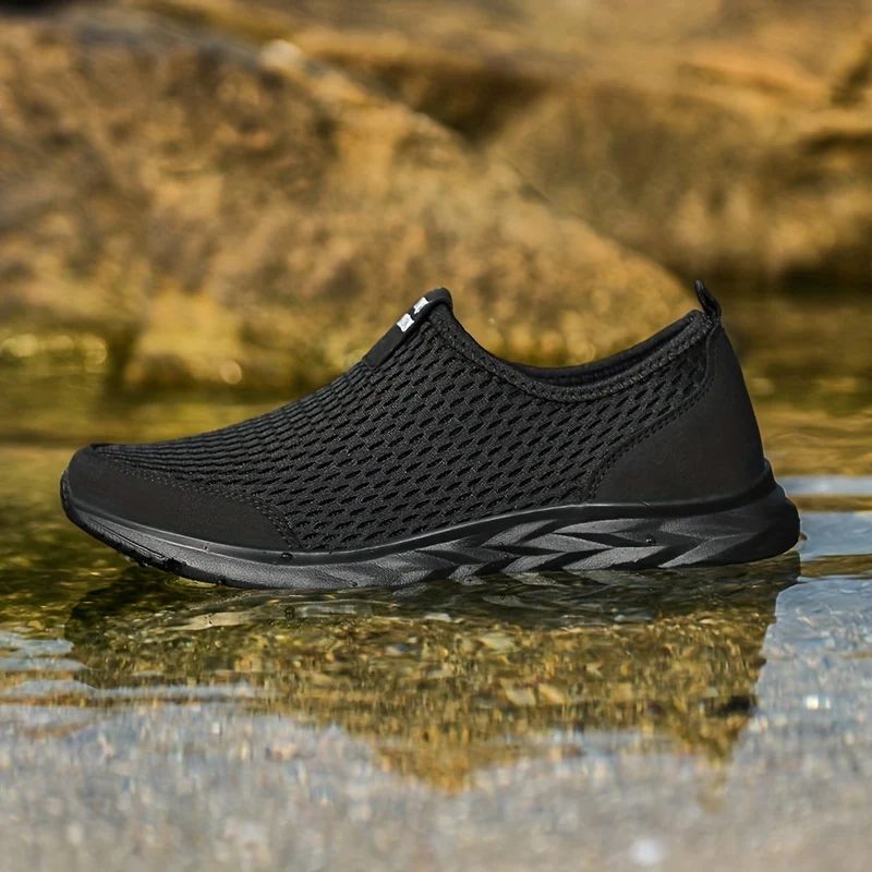 Uomo trama Casual traspirante leggero scivolare sulle scarpe da passeggio, casual all'aperto anti scivolo Scarpe da ginnastica scarpe da guida