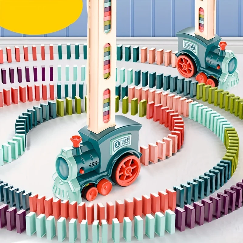 Gioco Puzzle Domino Alimentato Da Un Treno: Divertente Per Gli Amanti Dei Giochi!
