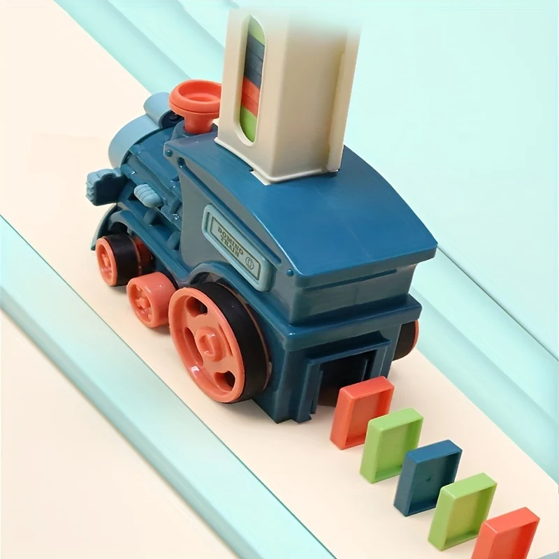 Gioco Puzzle Domino Alimentato Da Un Treno: Divertente Per Gli Amanti Dei Giochi!