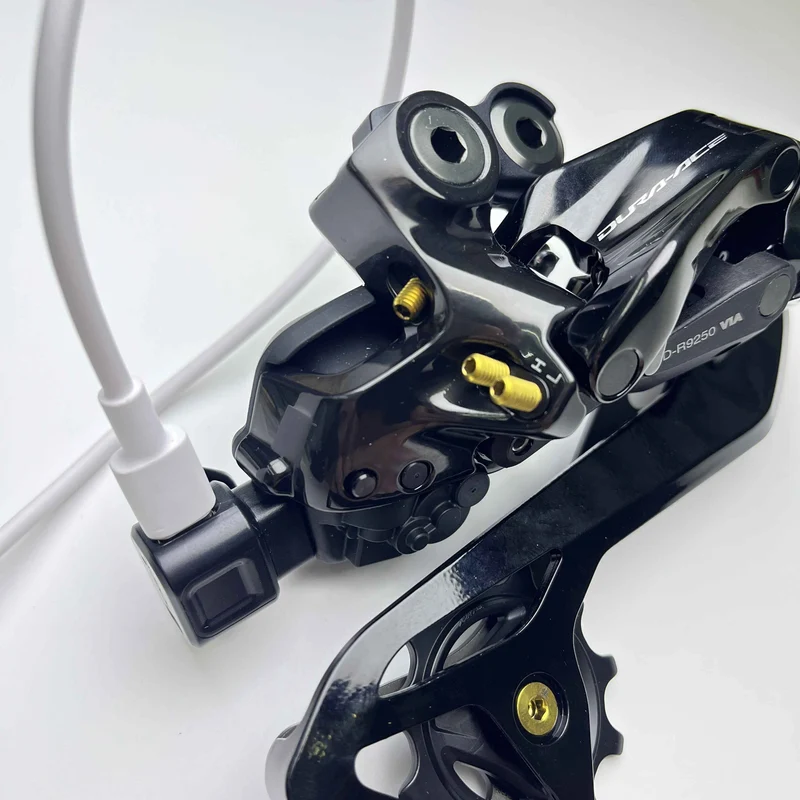 Shimano Di2 to Type-C Adapter | USB-C Charge with powerbank or phone