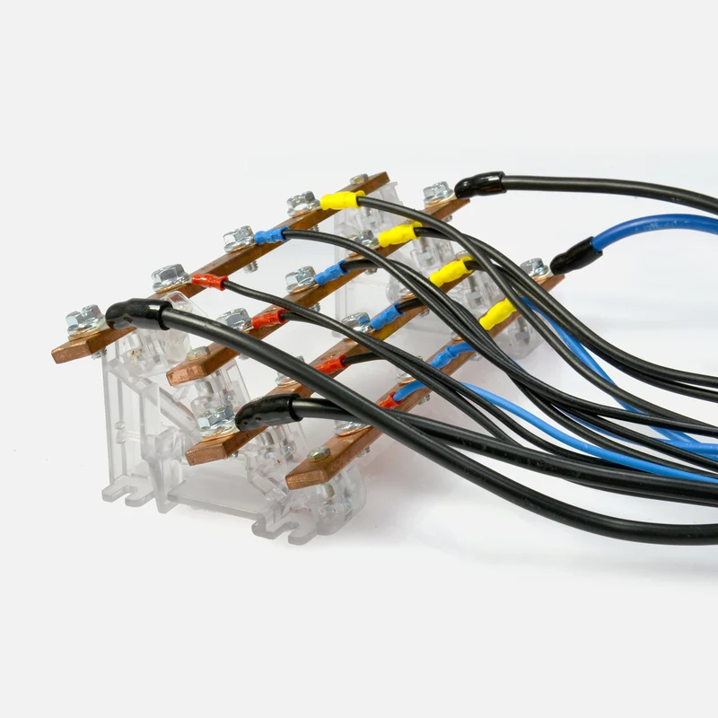 Supporti per barre in rame autoestinguente IP00 resistenza al calore 130° C