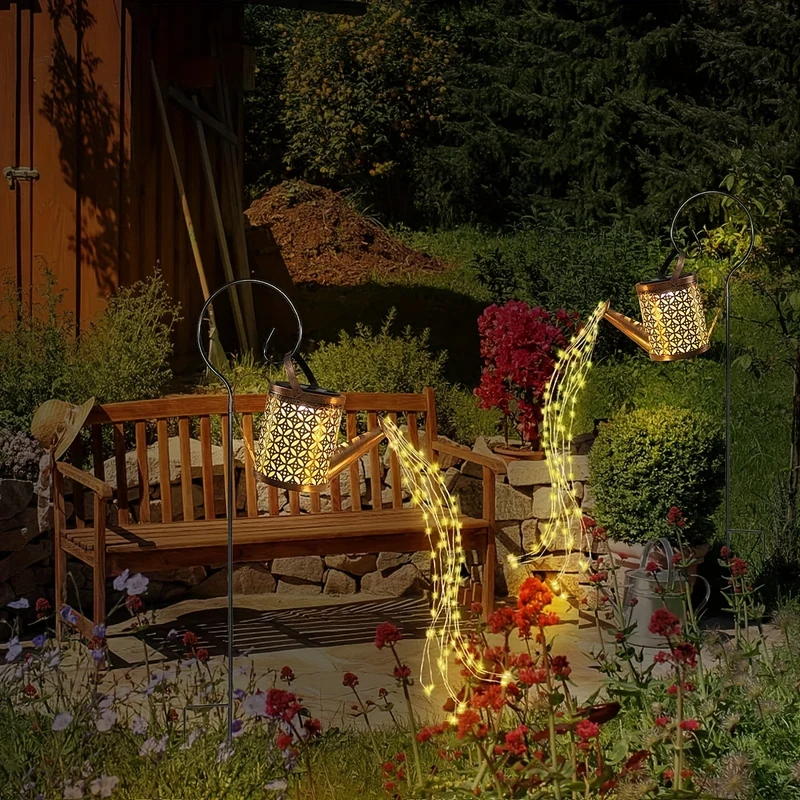 1 pz. Annaffiatoio con luce, lanterne solari da appendere all'aperto, luci solari decorative per il giardino, luci solari retrò in metallo per il giardino, decorazioni per il prato e il patio.