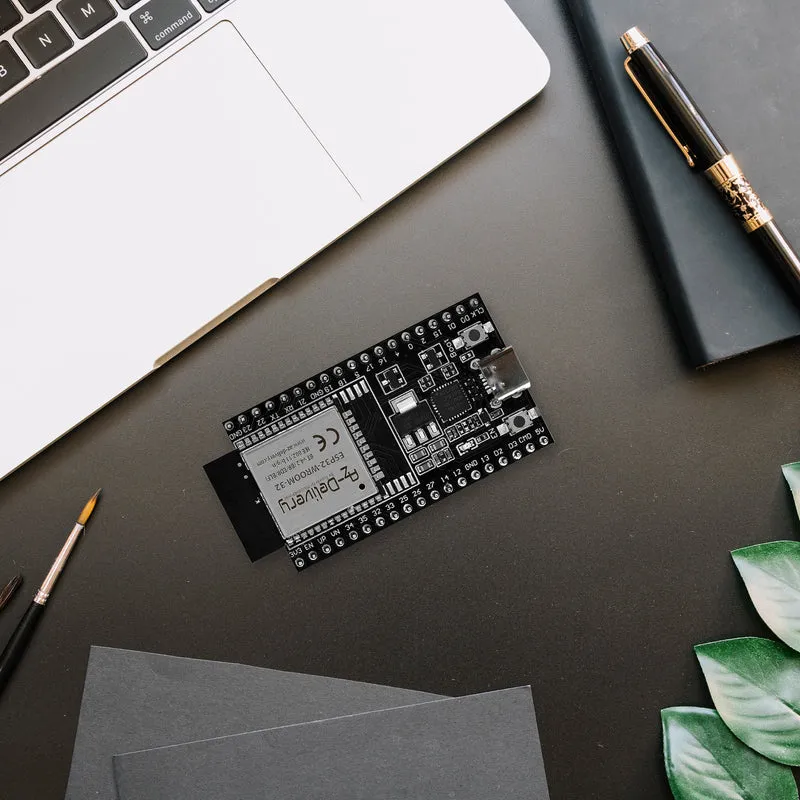 ESP32 Dev Kit C V4 NodeMCU WLAN WiFi Development Board mit USB-C Anschluss kompatibel mit Arduino