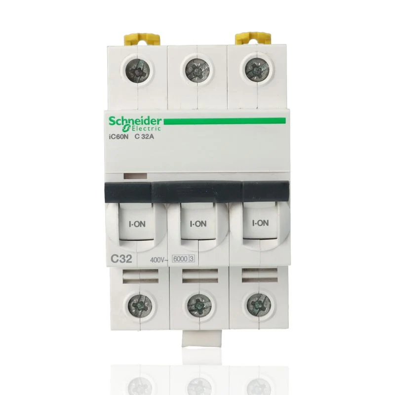 SCHNEIDER A9F79332 - Interruttore magnetotermico iC60N 3P C 32A 6000A