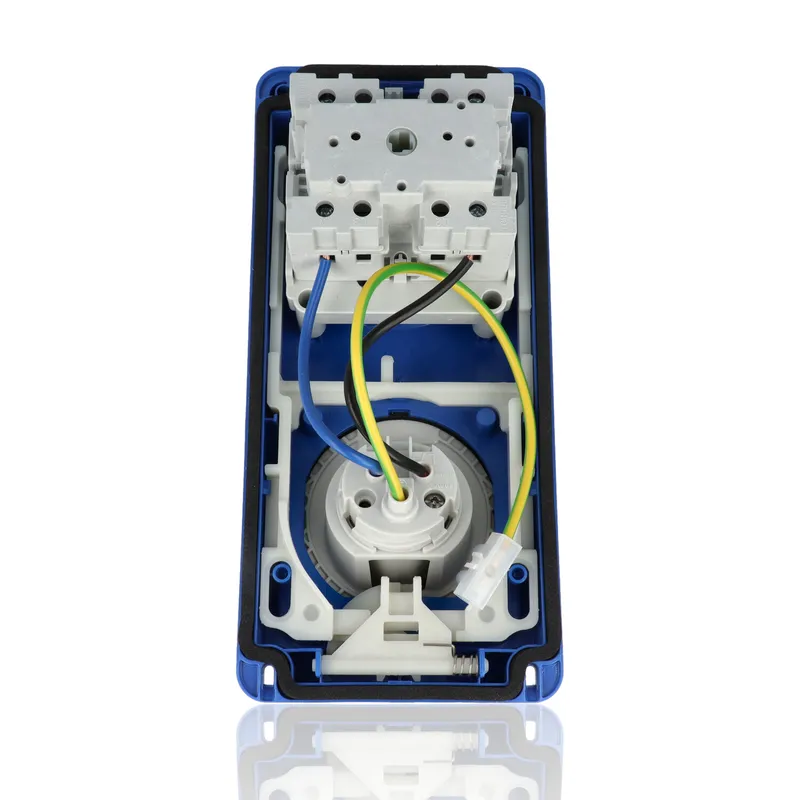 GEWISS GW66304N - Presa fissa interbloccata verticale, IP67 S.F.2P+T 16A 230V 6H SBF