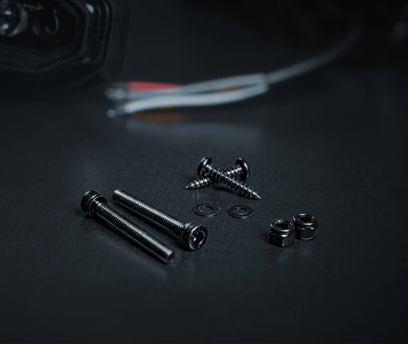 Strands FOR9T Aura Marker Light with Strobe