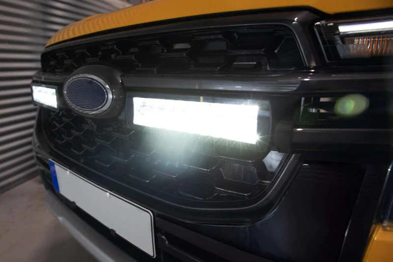 Kit griglia doppia barra luminosa XPA Strands da 12" per Ford Ranger Wildtrack 2023-