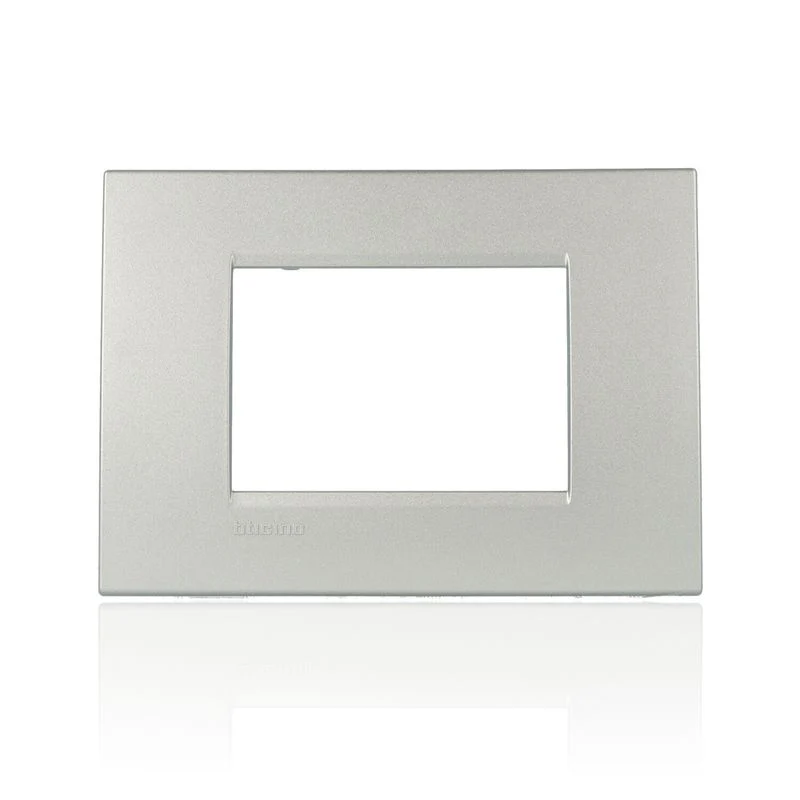 BTICINO LNA4803TE - Placca Quadra 3 Moduli - Tech - LivingLight