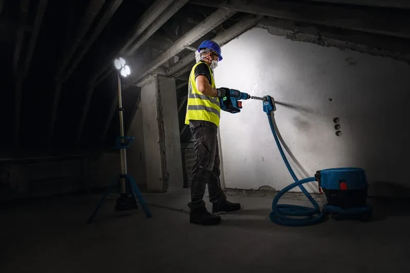 Lampada da cantiere a batteria Bosch GLT18V-5000 PRO