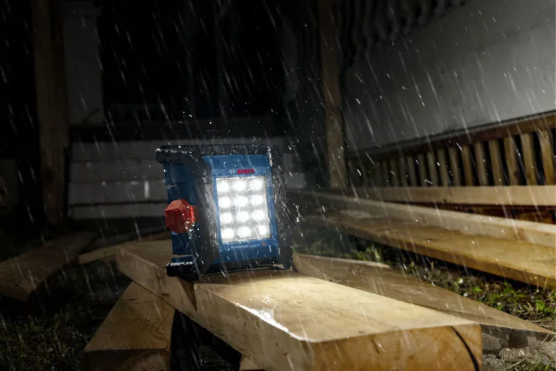 Lampada da cantiere a batteria Bosch GLI18V-1500 PRO
