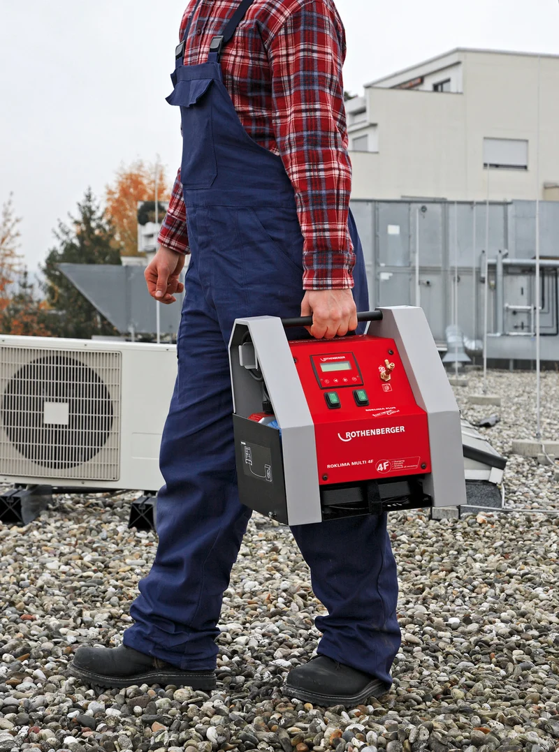 Dispositivo di manutenzione della refrigerazione/condizionamento completamente automatico Roklima Multi 4F ROTHENBERGER