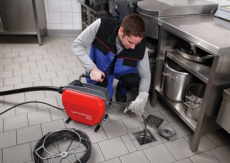 Macchina per disotturare e pulizia tubazioni R600, 230V + Set spirali/utensili Standard 16-22 mm ROTHENBERGER